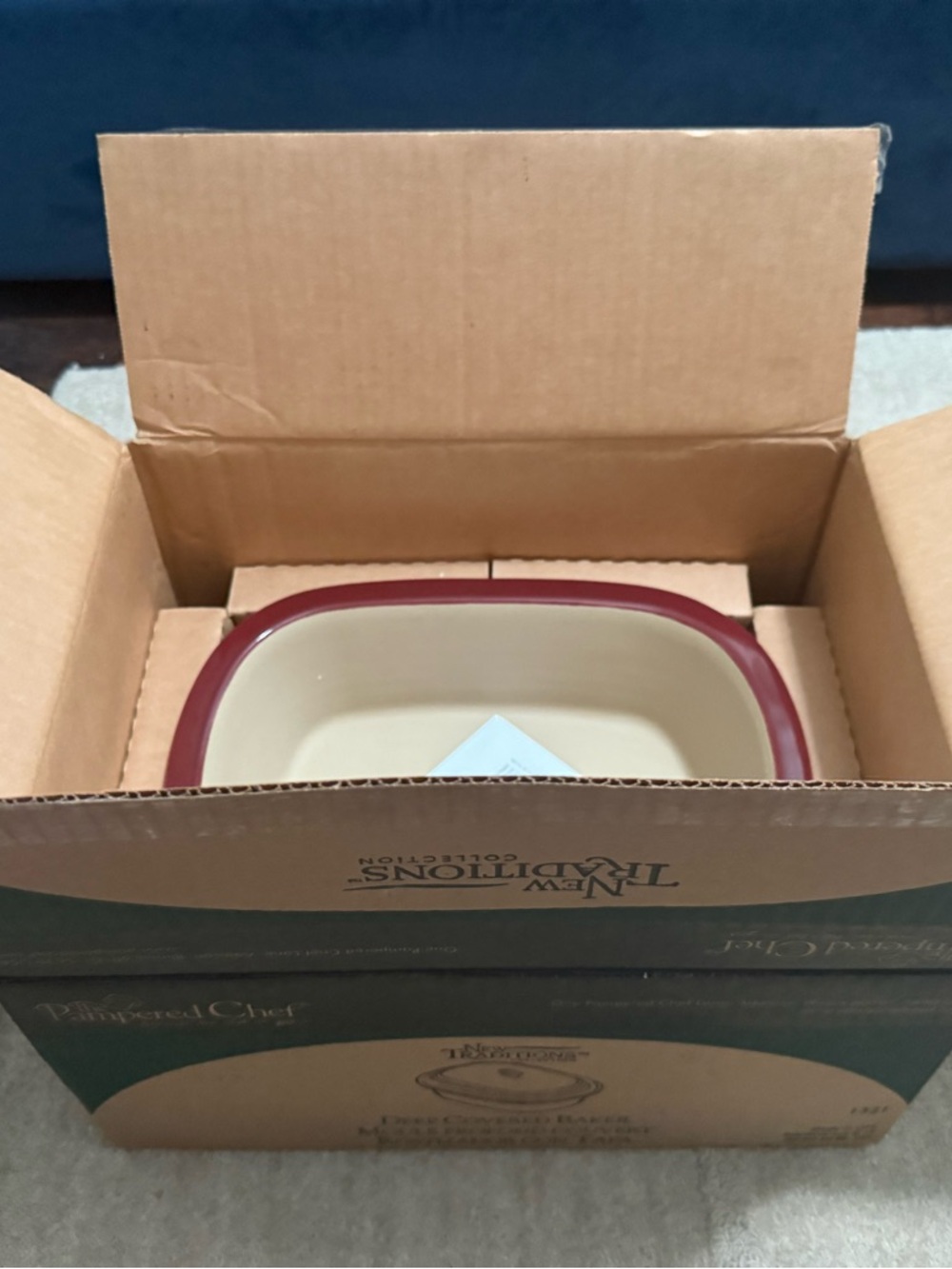 Pampered Chef New Deep Covered Baker 1321 - 4 Qt Cranberry NIB- Never Used